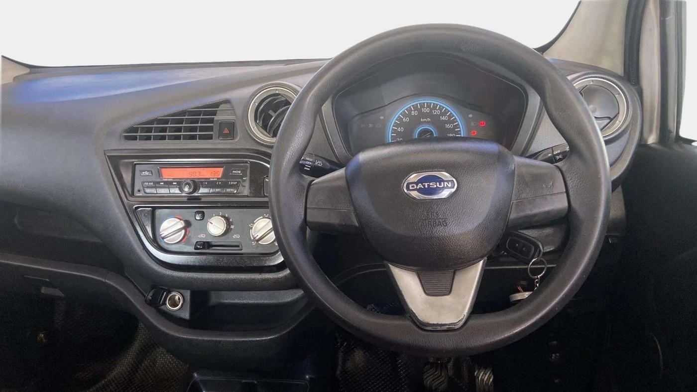 2018 Datsun Redi Go S 1.0 AMT, Petrol, Automatic, 92,764 km, Steering Wheel Close Up
