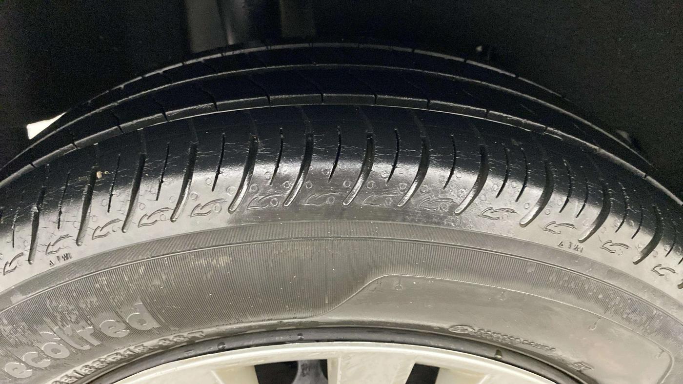 2020 Maruti Baleno DELTA PETROL 1.2, Petrol, Manual, 16,906 km, Right Rear Tyre Tread