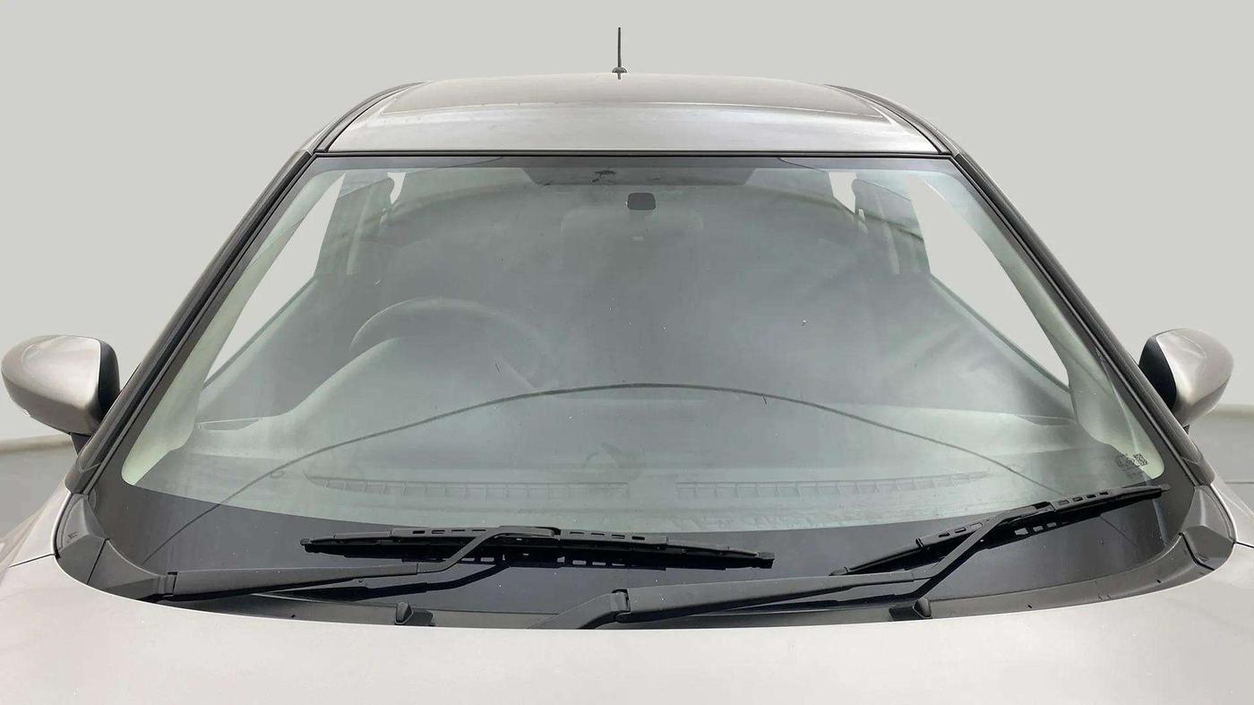 2020 Maruti Baleno DELTA PETROL 1.2, Petrol, Manual, 16,906 km, Front Windshield