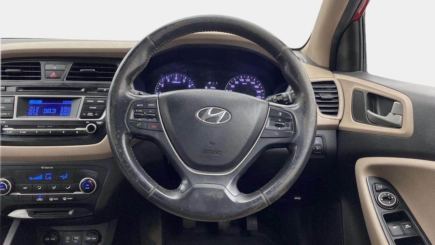 2014 Hyundai Elite i20 ASTA 1.2, Petrol, Manual, 79,398 km, Steering Wheel Close Up