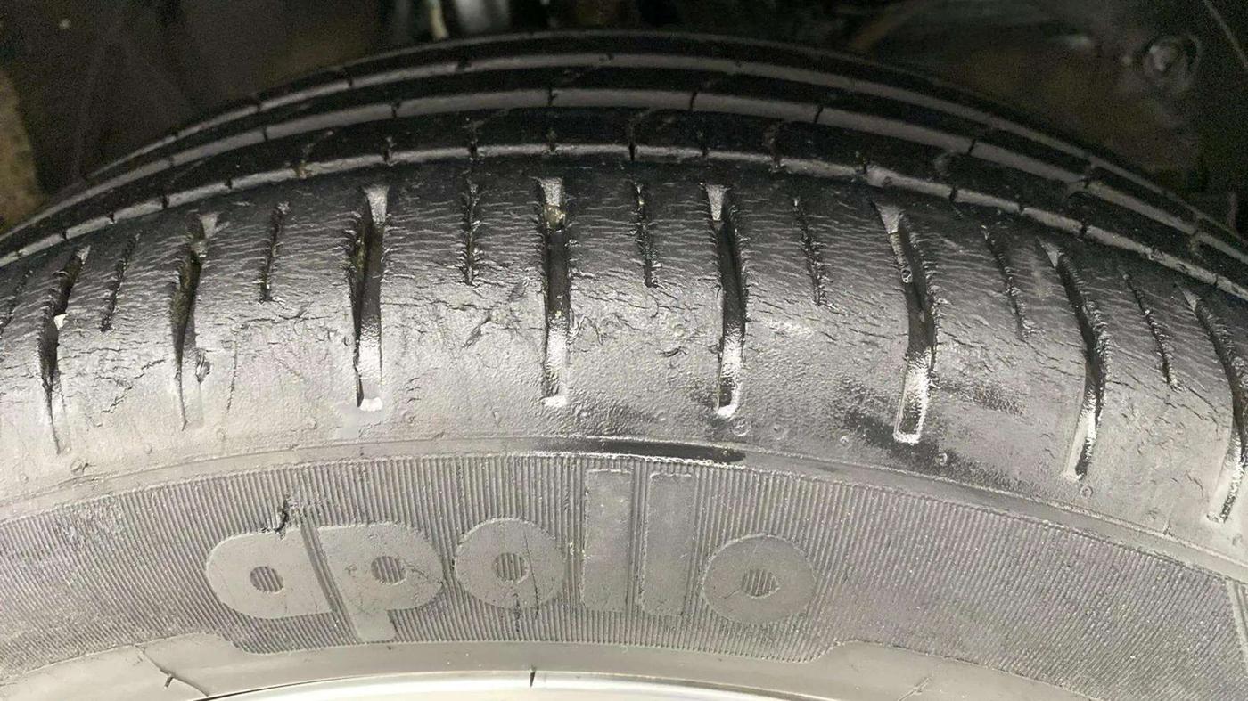2020 Maruti Baleno ZETA PETROL 1.2, Petrol, Manual, 31,397 km, Right Rear Tyre Tread