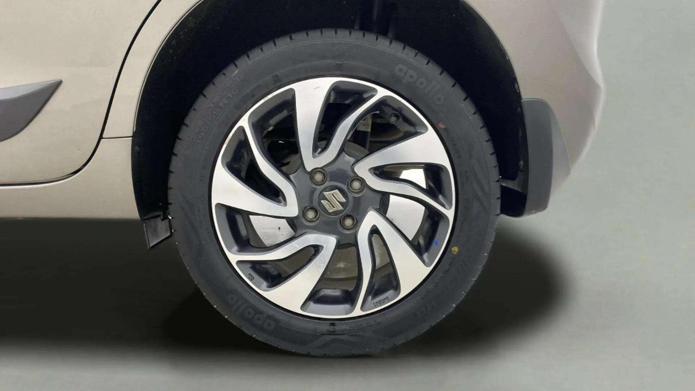2020 Maruti Baleno ZETA PETROL 1.2, Petrol, Manual, 31,397 km, Left Rear Wheel