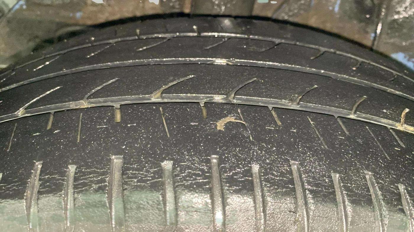 2019 Hyundai Elite i20 ASTA 1.2 (O), Petrol, Manual, 38,302 km, Right Rear Tyre Tread