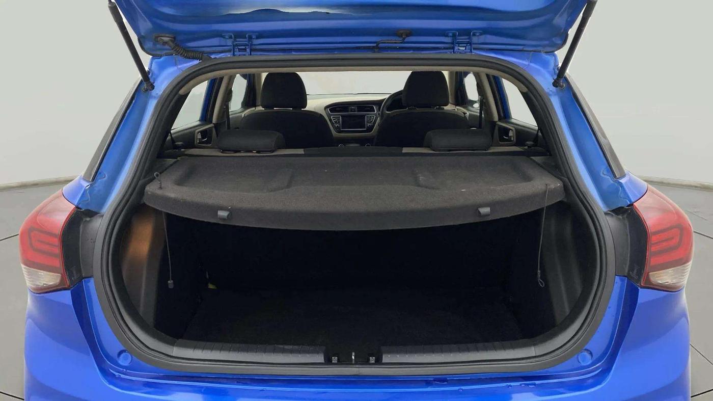 2019 Hyundai Elite i20 ASTA 1.2 (O), Petrol, Manual, 38,302 km, Boot Open Zoomed View