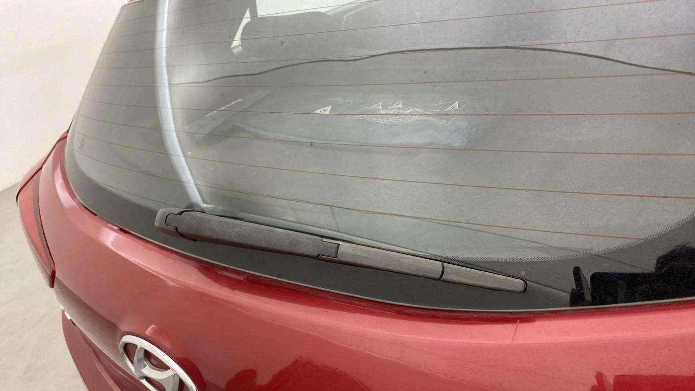 2017 Hyundai Elite i20 ASTA 1.2 (O), Petrol, Manual, 42,580 km, Rear Windshield