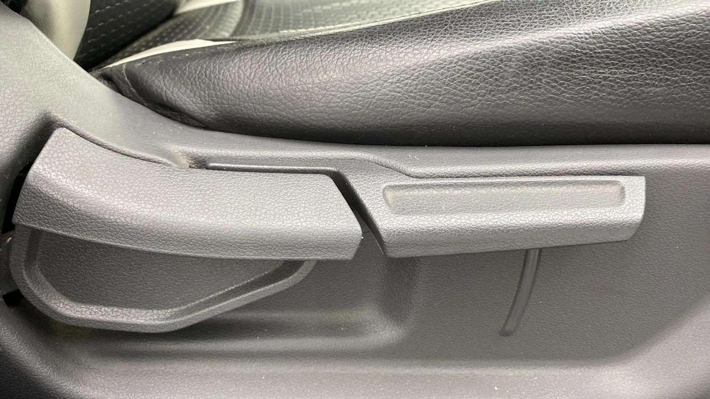 2019 Hyundai GRAND I10 NIOS SPORTZ 1.2 KAPPA VTVT, Petrol, Manual, 44,692 km, Driver Side Adjustment Panel