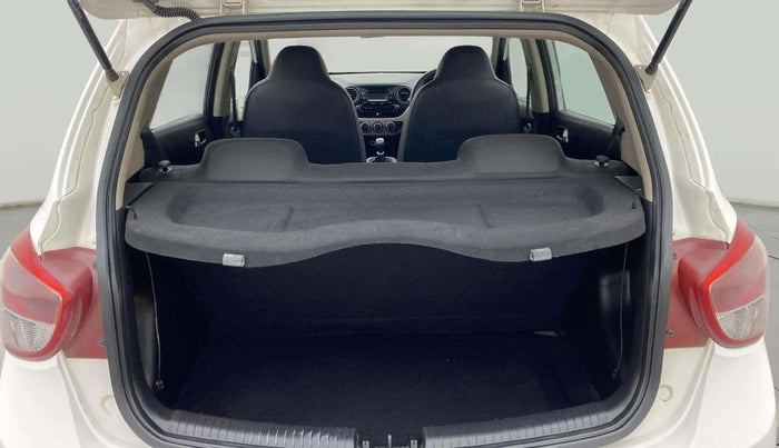 2015 Hyundai Grand i10 SPORTZ 1.2 KAPPA VTVT, Petrol, Manual, 15,719 km, Boot Open Zoomed View