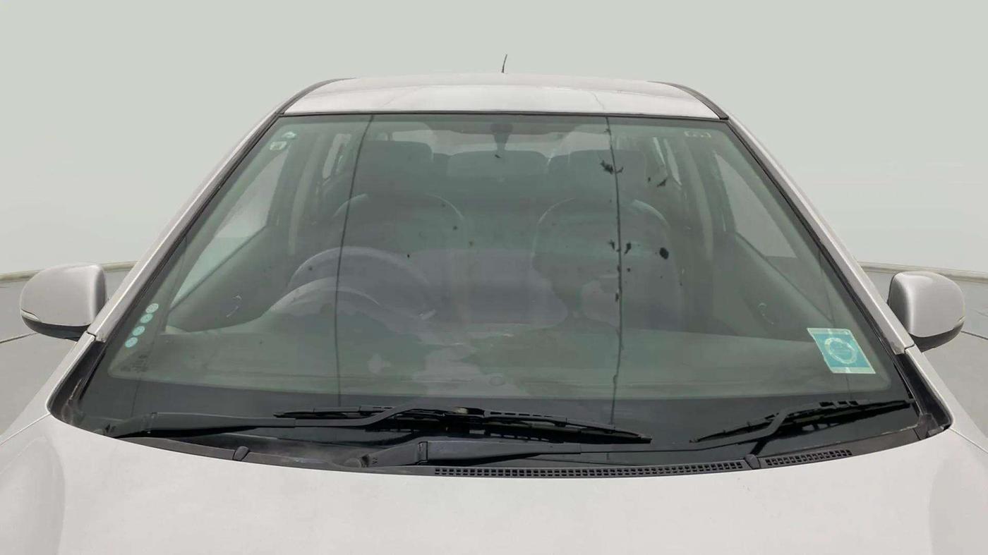 2014 Hyundai i20 MAGNA 1.2, CNG, Manual, 60,111 km, Front Windshield
