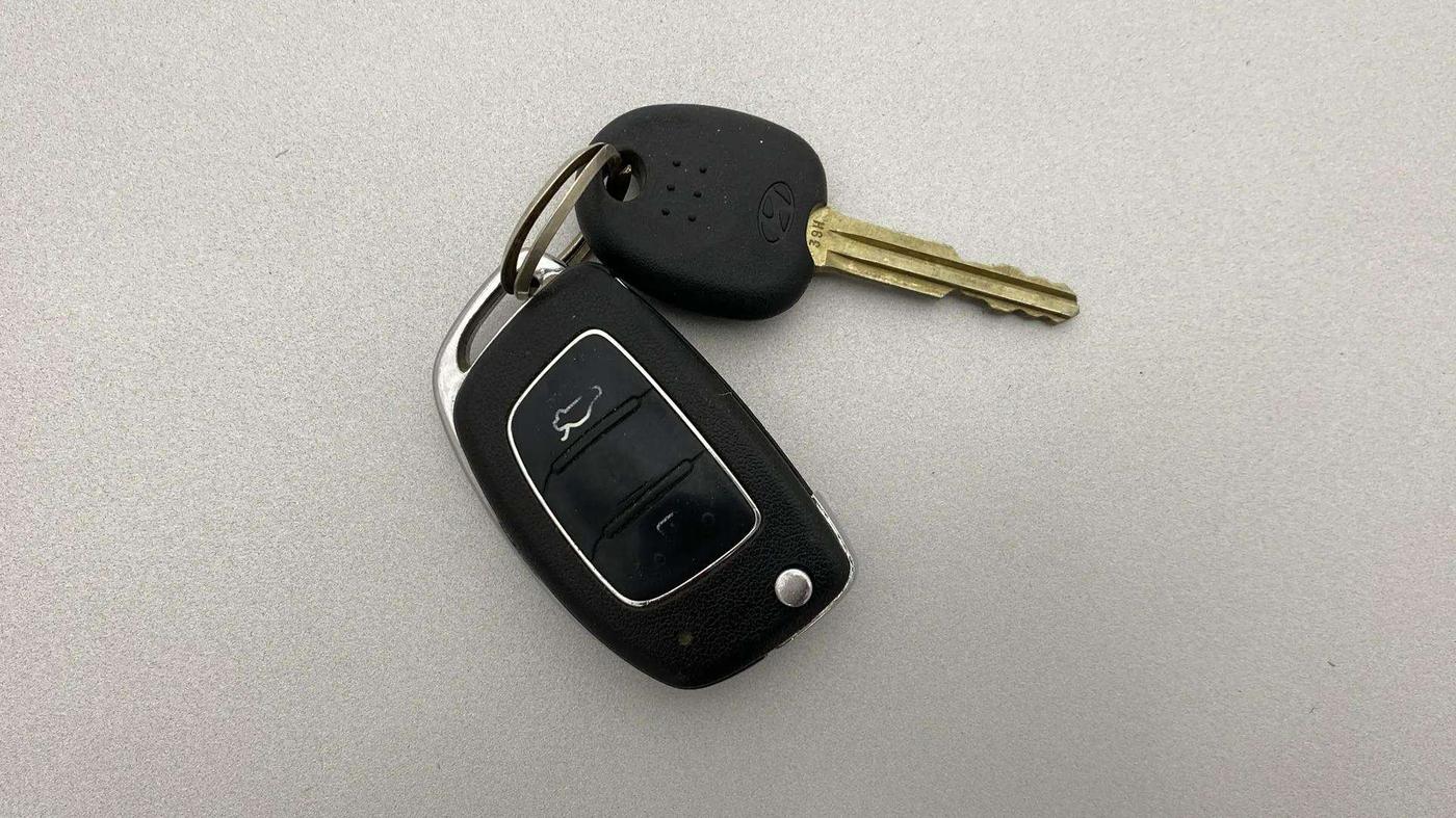 2014 Hyundai i20 MAGNA 1.2, CNG, Manual, 60,111 km, Key Close Up