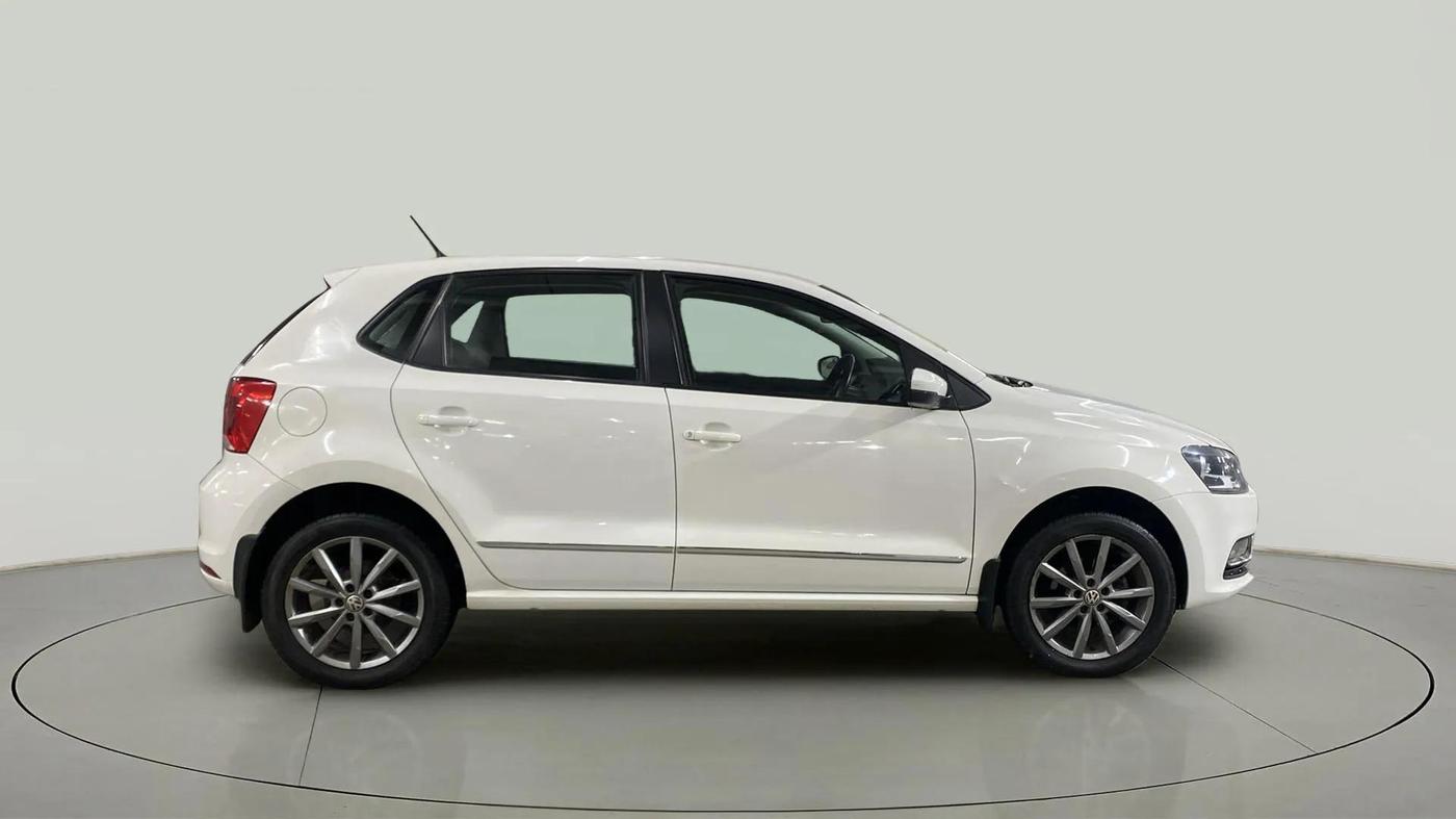 2019 Volkswagen Polo HIGHLINE PLUS 1.0, Petrol, Manual, 28,012 km, Right Side View
