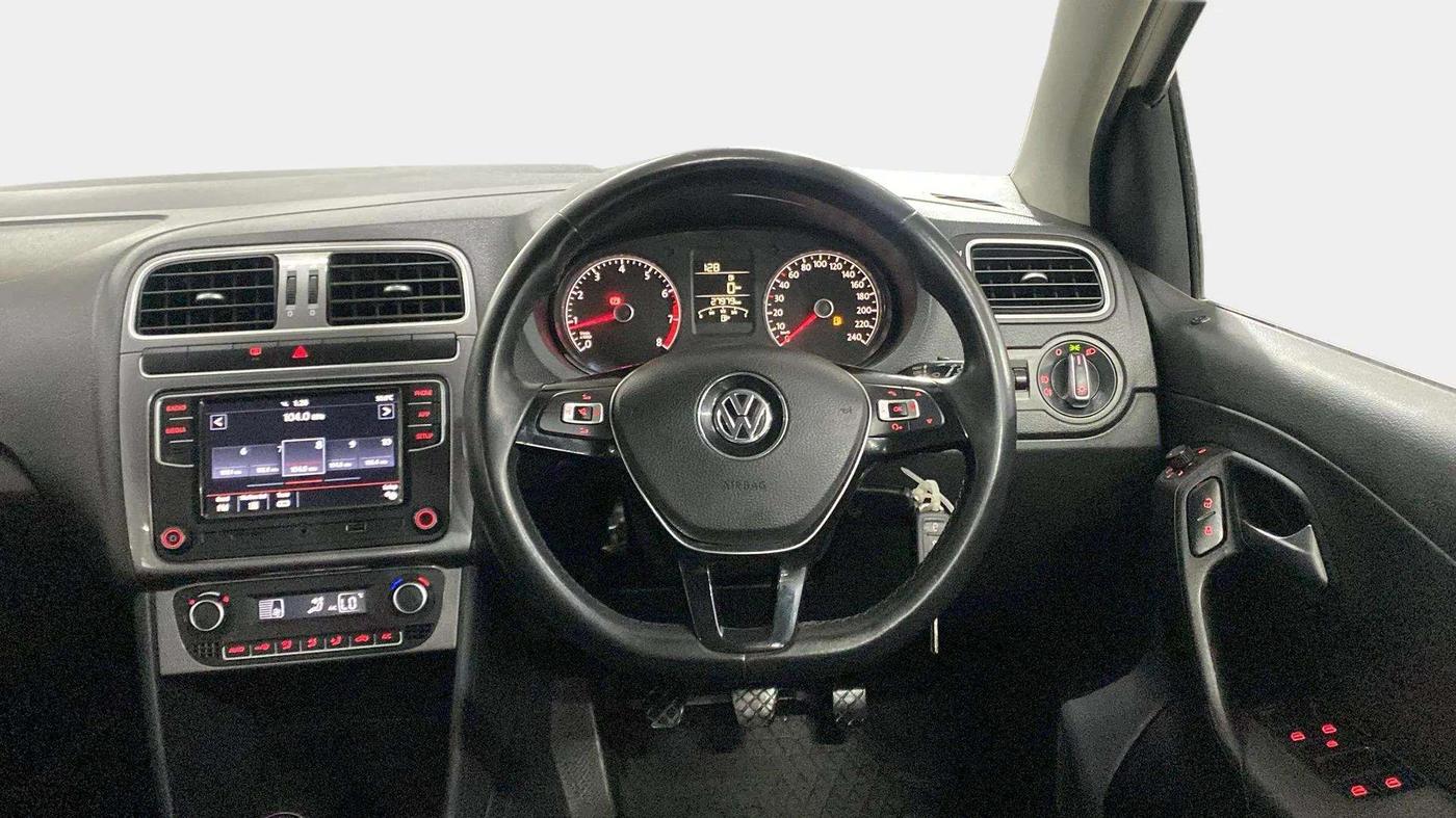2019 Volkswagen Polo HIGHLINE PLUS 1.0, Petrol, Manual, 28,012 km, Steering Wheel Close Up