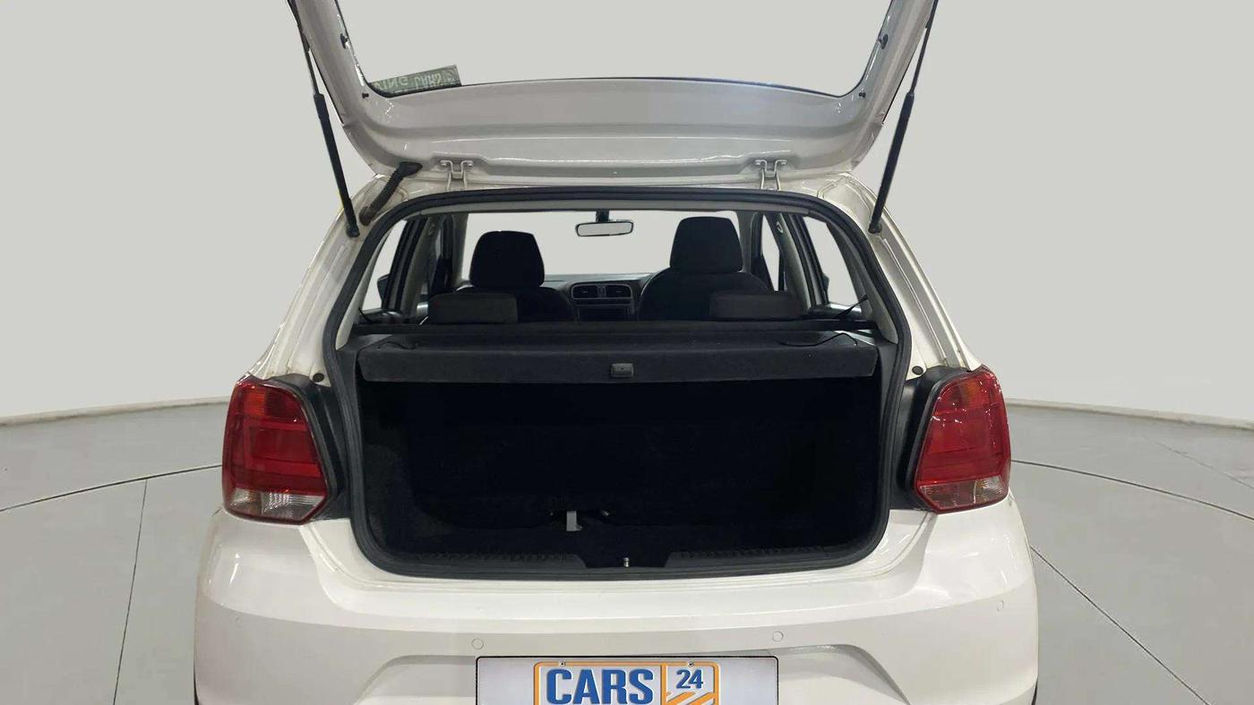 2019 Volkswagen Polo HIGHLINE PLUS 1.0, Petrol, Manual, 28,012 km, Boot Inside