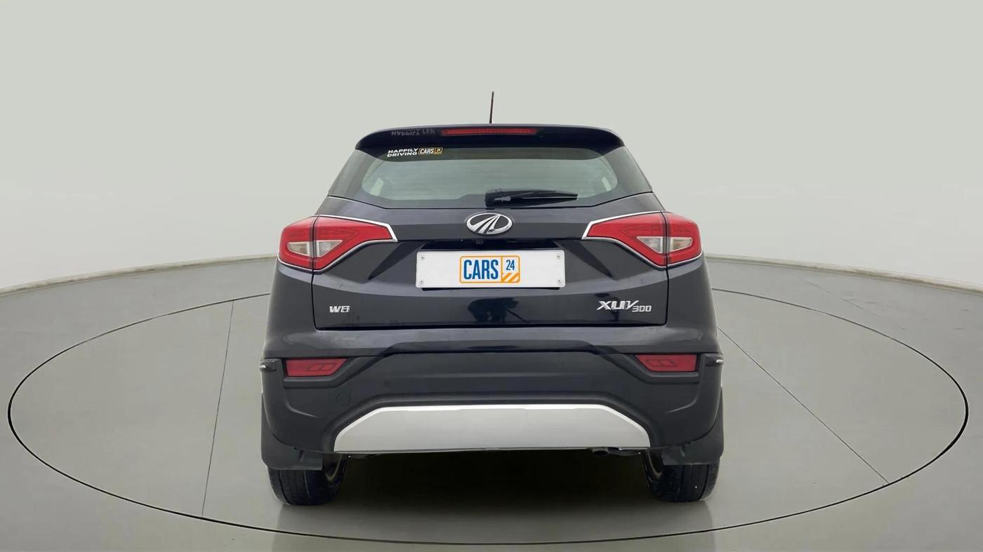 2022 Mahindra XUV300 W8 (O) 1.2 PETROL, Petrol, Manual, 20,884 km, Back/Rear
