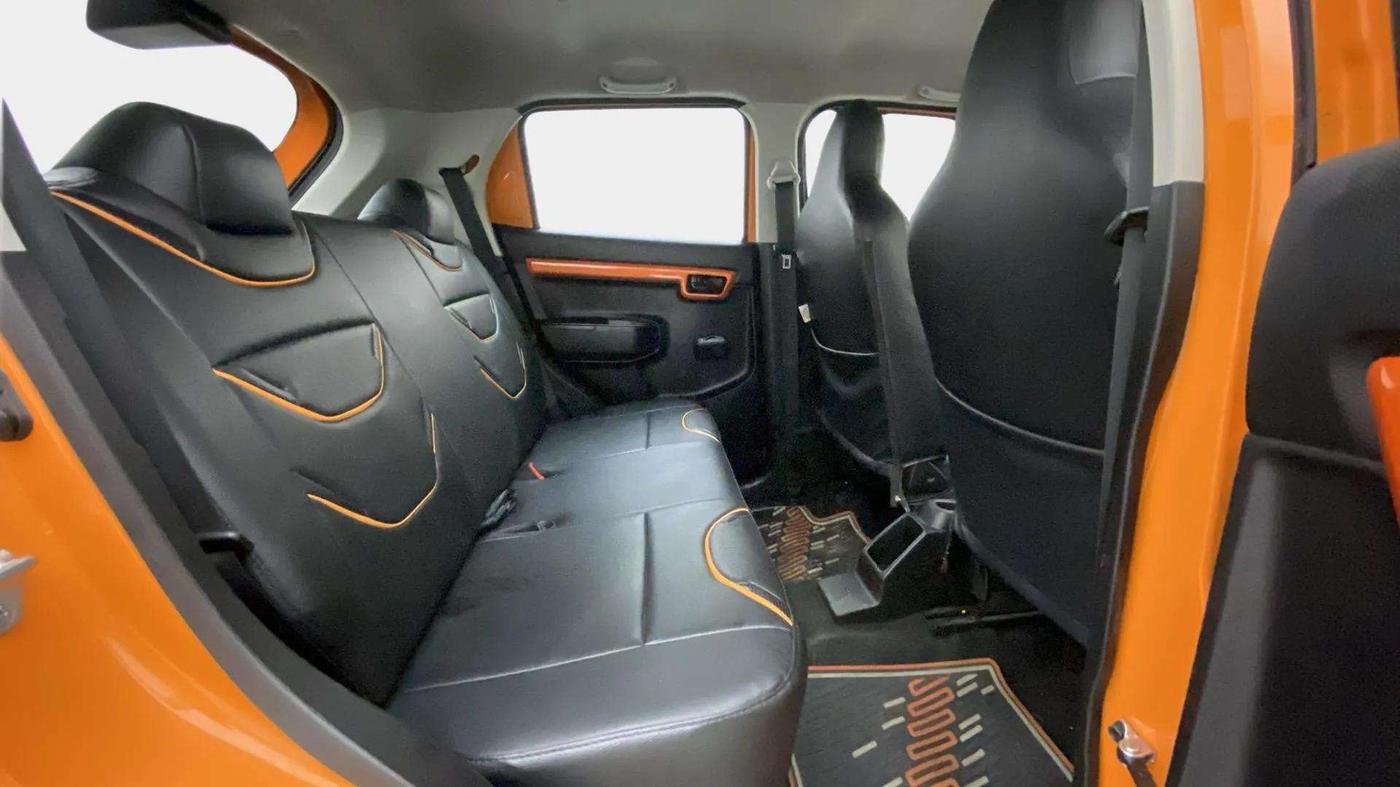 2020 Maruti S PRESSO VXI+, Petrol, Manual, 31,036 km, Right Side Rear Door Cabin