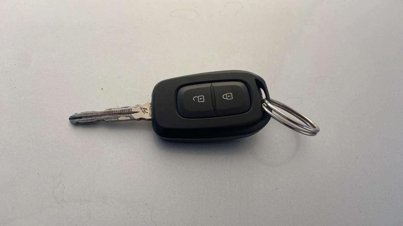 2020 Renault Duster RXZ 1.5 PETROL MT, Petrol, Manual, 35,655 km, Key Close Up