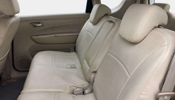 2014 Maruti Ertiga ZXI, Petrol, Manual, 50,339 km, Right Side Rear Door Cabin