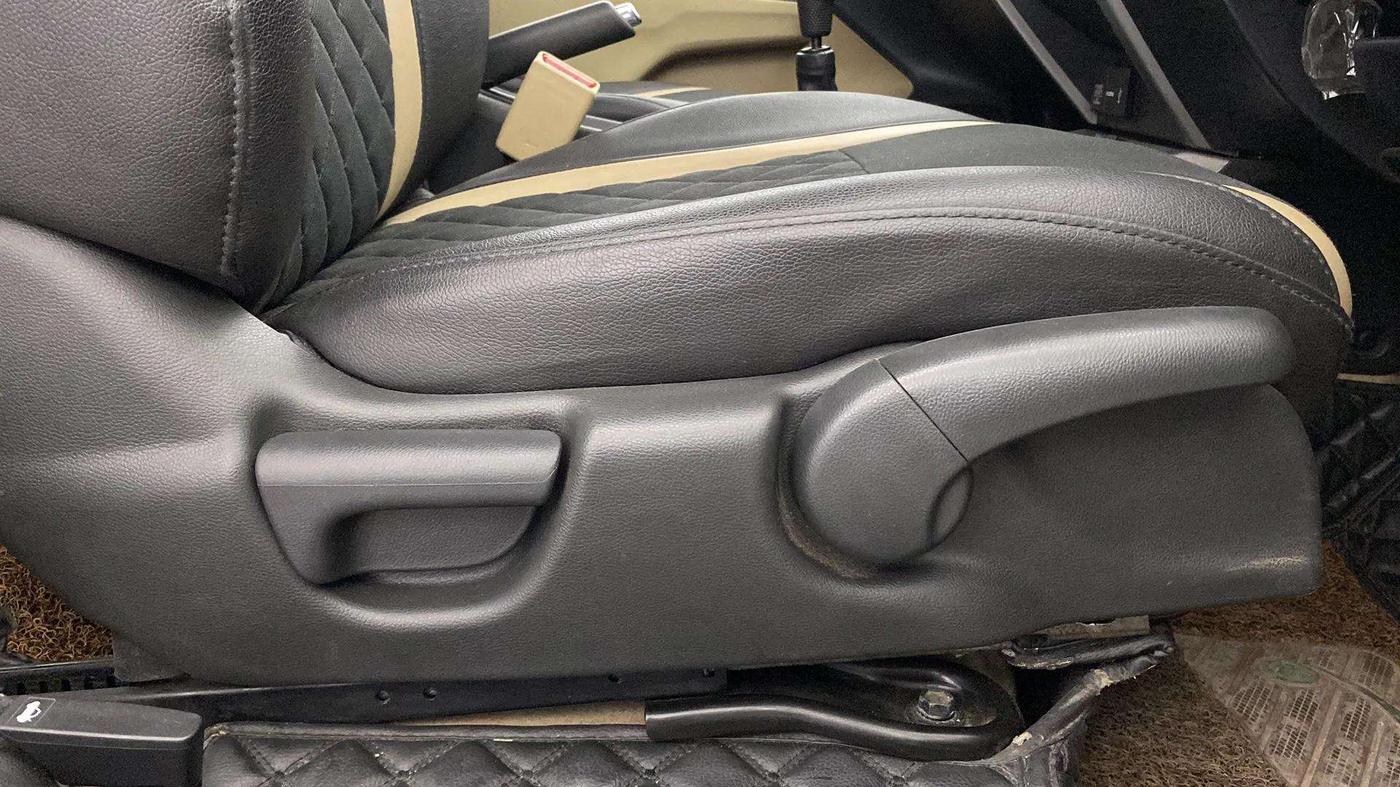 2018 Honda City 1.5L I-VTEC V MT, Petrol, Manual, 34,672 km, Driver Side Adjustment Panel