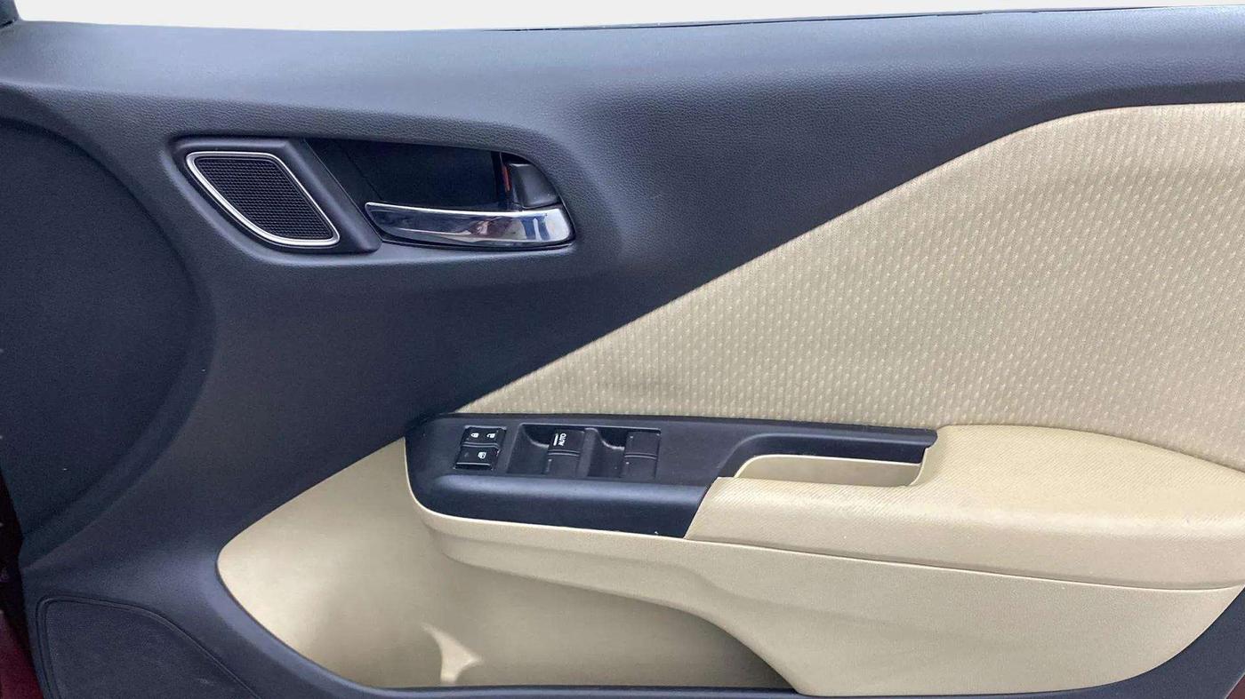 2018 Honda City 1.5L I-VTEC V MT, Petrol, Manual, 34,672 km, Driver Side Door Panels Control