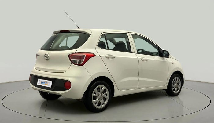 2018 Hyundai Grand i10 MAGNA 1.2 KAPPA VTVT, Petrol, Manual, 53,415 km, Right Back Diagonal