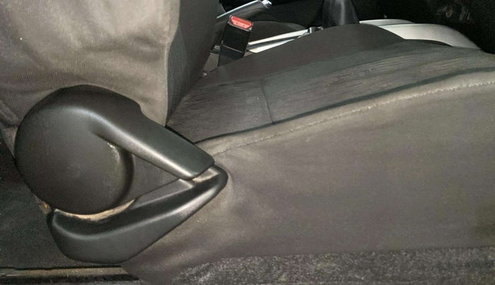 2016 Maruti Baleno DELTA PETROL 1.2, Petrol, Manual, 27,560 km, Driver Side Adjustment Panel