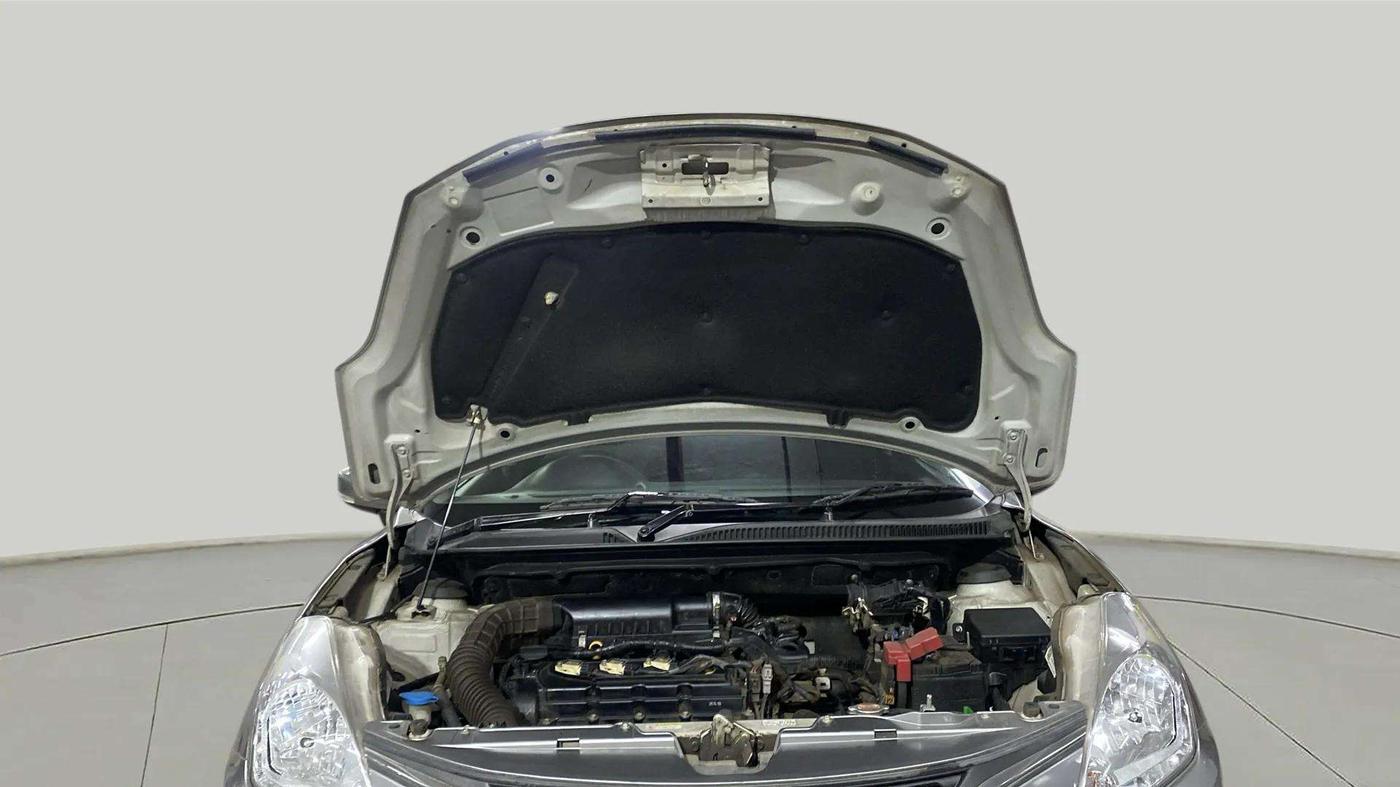 2016 Maruti Baleno DELTA PETROL 1.2, Petrol, Manual, 27,560 km, Open Bonet