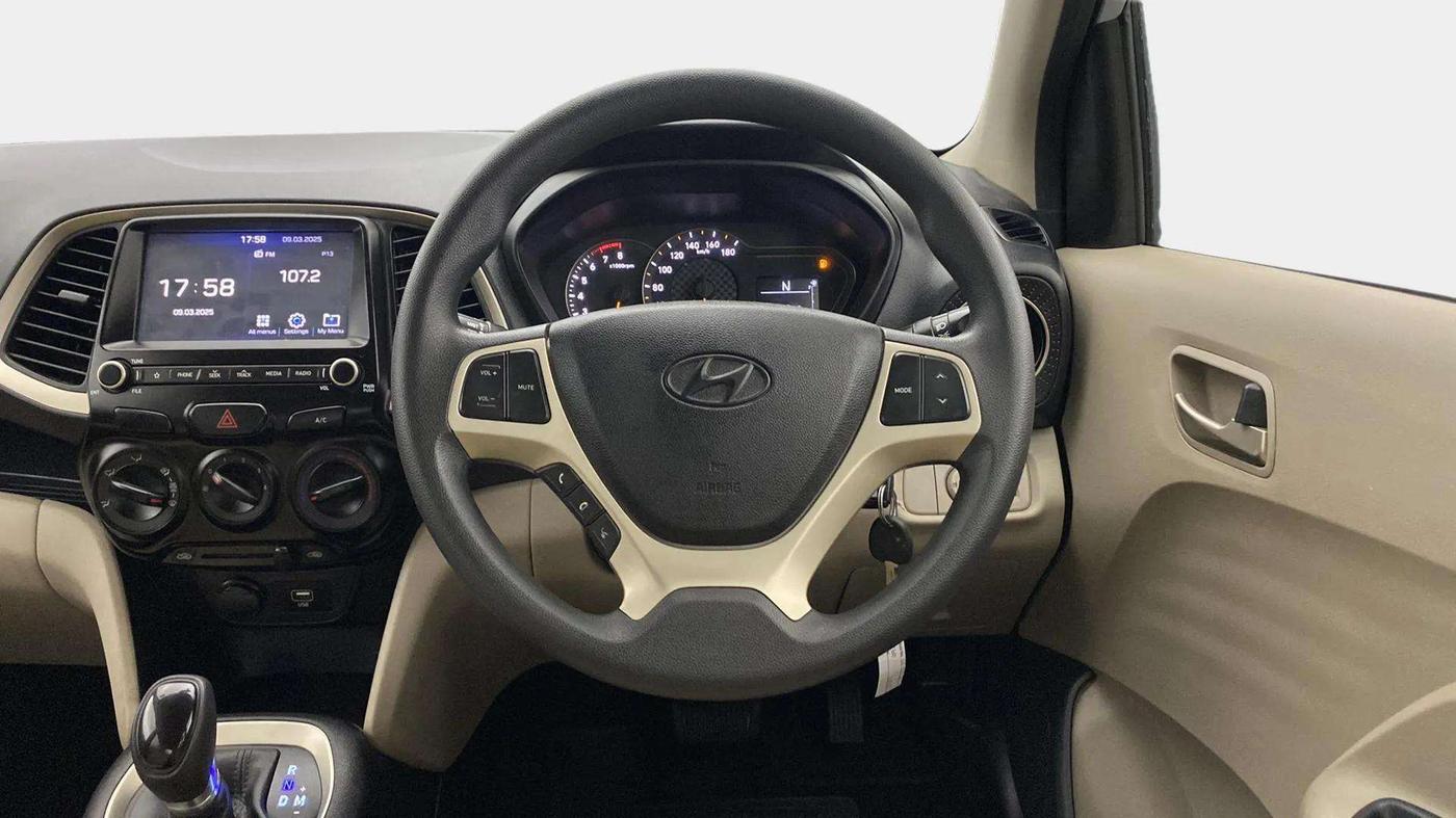2021 Hyundai NEW SANTRO SPORTZ AMT, Petrol, Automatic, 10,712 km, Steering Wheel Close Up
