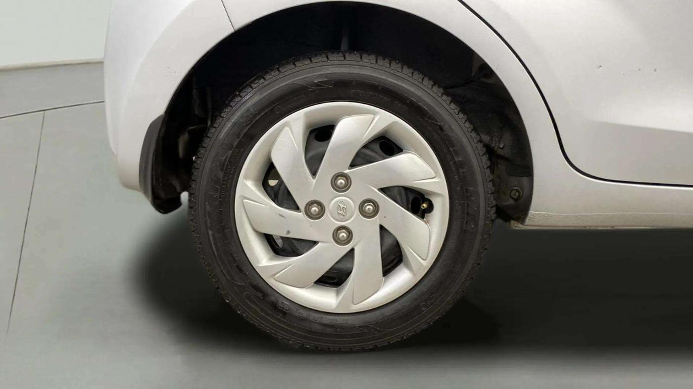 2021 Hyundai NEW SANTRO SPORTZ AMT, Petrol, Automatic, 10,712 km, Right Rear Wheel