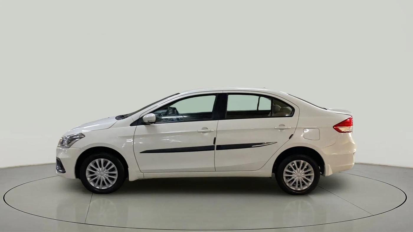 2023 Maruti Ciaz SIGMA 1.5 SHVS MT  PETROL, Petrol, Manual, 38,405 km, Left Side
