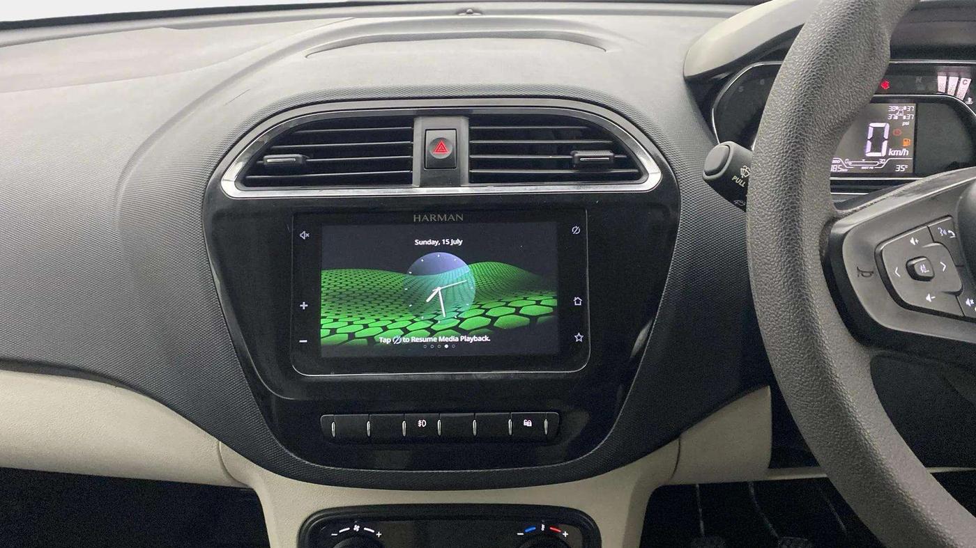 2023 Tata Tiago XZ PLUS PETROL, Petrol, Manual, 10,114 km, Air Conditioner