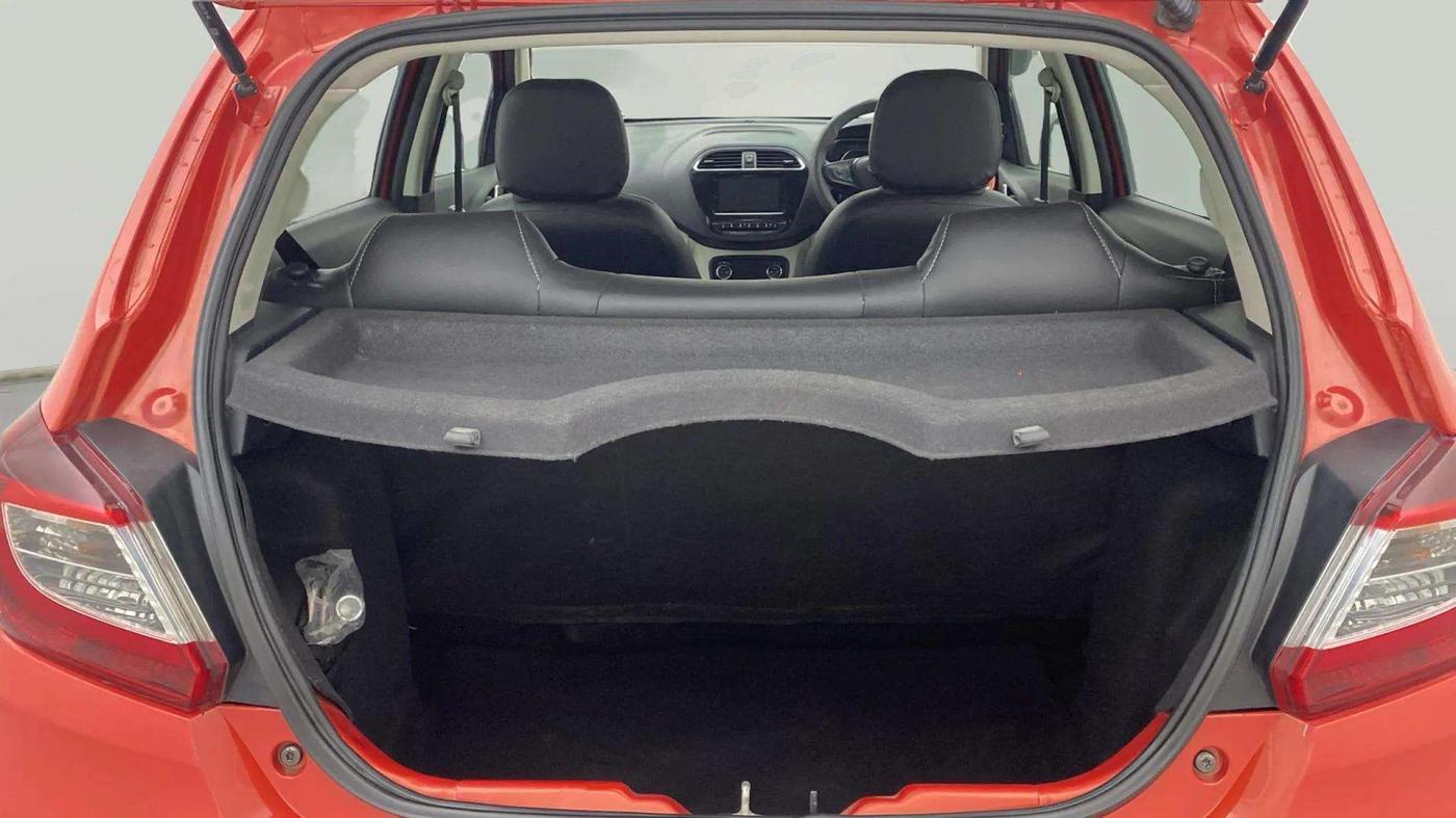 2023 Tata Tiago XZ PLUS PETROL, Petrol, Manual, 10,114 km, Boot Inside