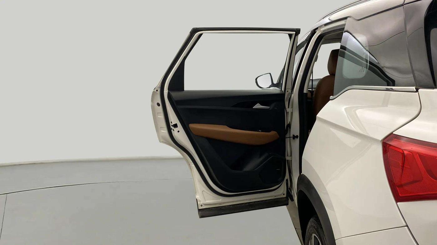 2021 MG HECTOR SHINE 1.5 PETROL TURBO CVT, Petrol, Automatic, 19,638 km, LHS Rear Door