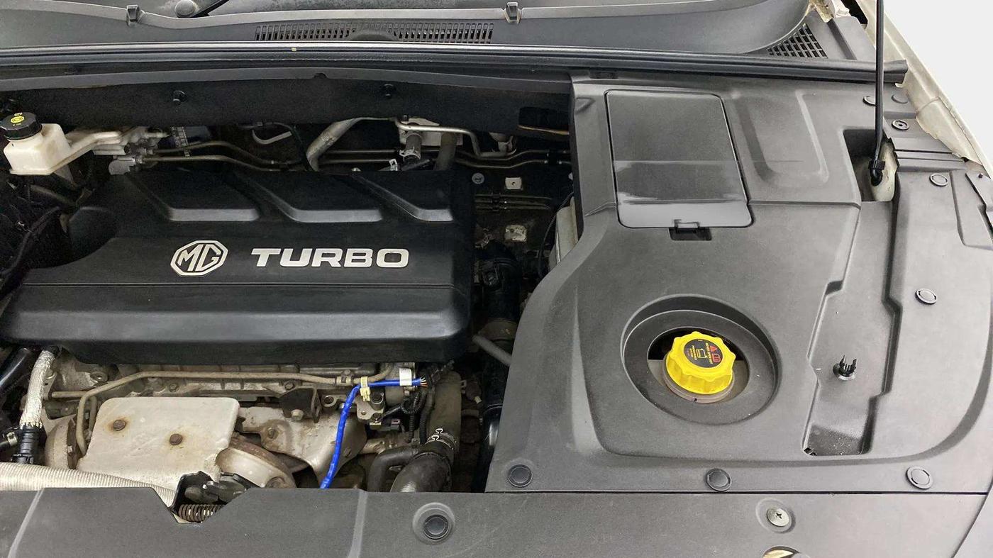 2021 MG HECTOR SHINE 1.5 PETROL TURBO CVT, Petrol, Automatic, 19,638 km, Engine View - Left