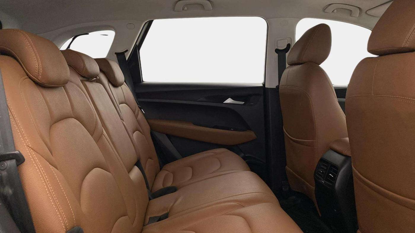 2021 MG HECTOR SHINE 1.5 PETROL TURBO CVT, Petrol, Automatic, 19,638 km, Right Side Rear Door Cabin