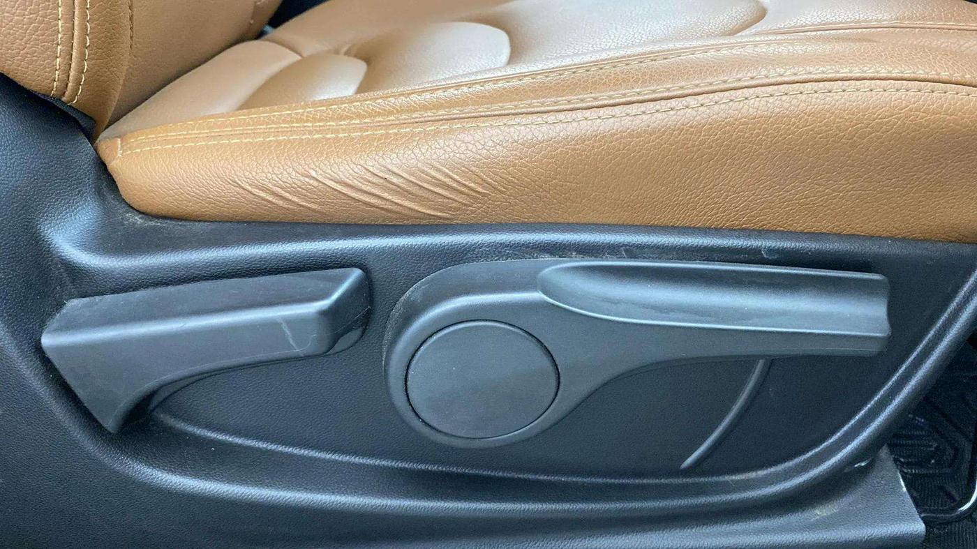 2021 MG HECTOR SHINE 1.5 PETROL TURBO CVT, Petrol, Automatic, 19,638 km, Driver Side Adjustment Panel