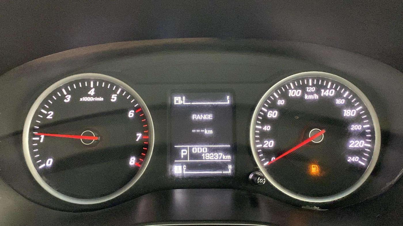 2021 MG HECTOR SHINE 1.5 PETROL TURBO CVT, Petrol, Automatic, 19,638 km, Odometer Image