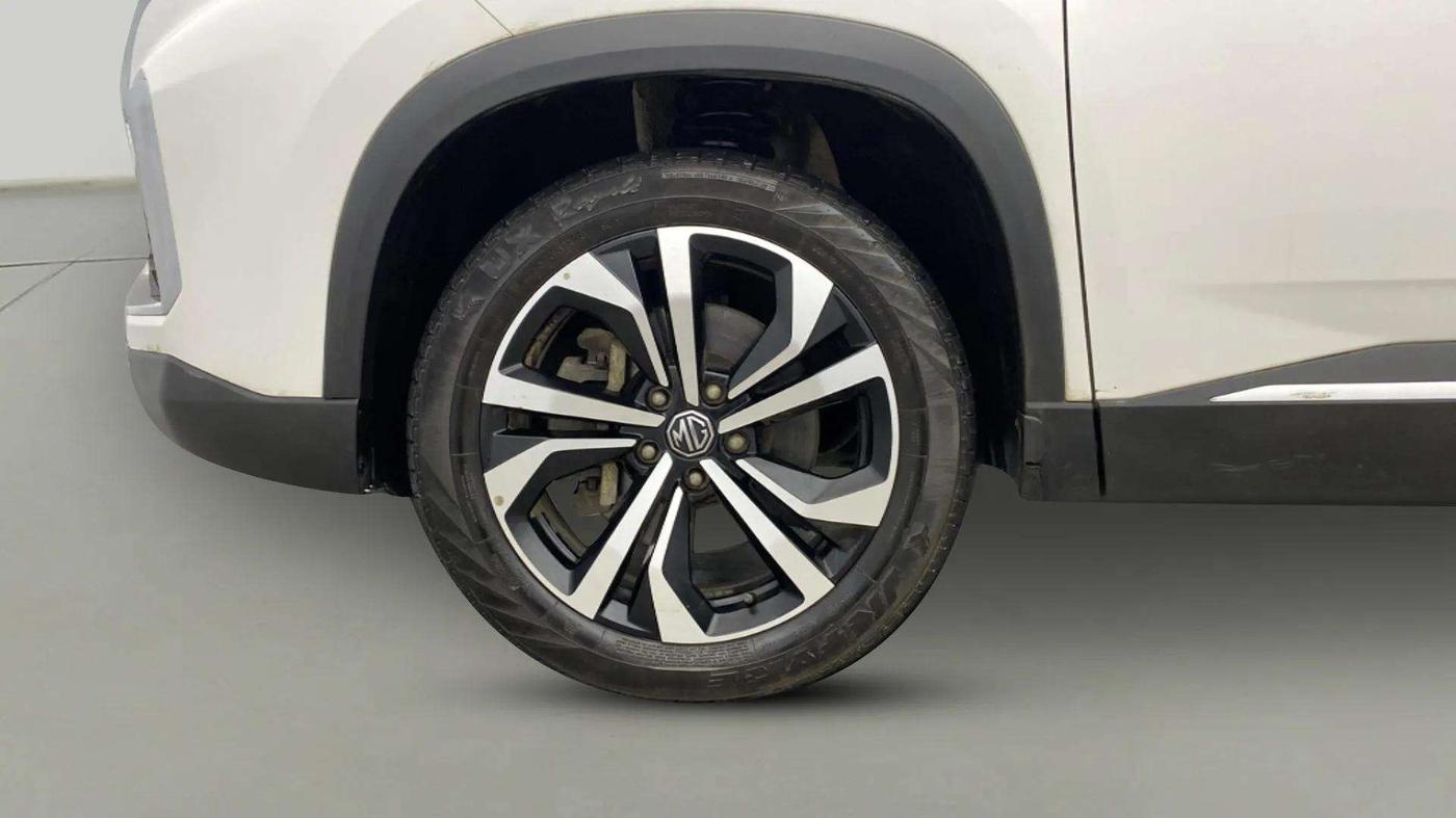 2021 MG HECTOR SHINE 1.5 PETROL TURBO CVT, Petrol, Automatic, 19,638 km, Left Front Wheel