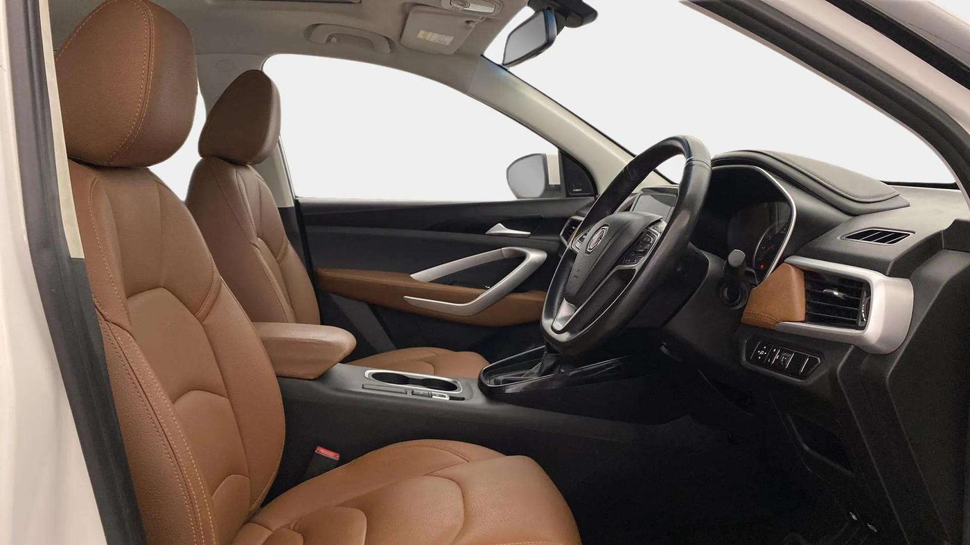 2021 MG HECTOR SHINE 1.5 PETROL TURBO CVT, Petrol, Automatic, 19,638 km, Right Side Front Door Cabin