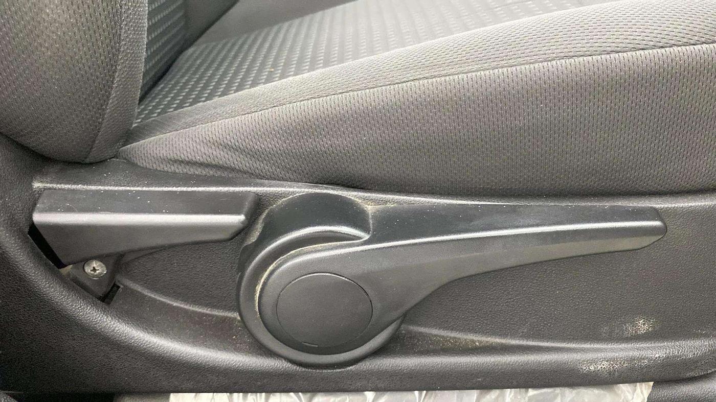 2019 Tata Tiago XZA PLUS PETROL, Petrol, Automatic, 31,700 km, Driver Side Adjustment Panel