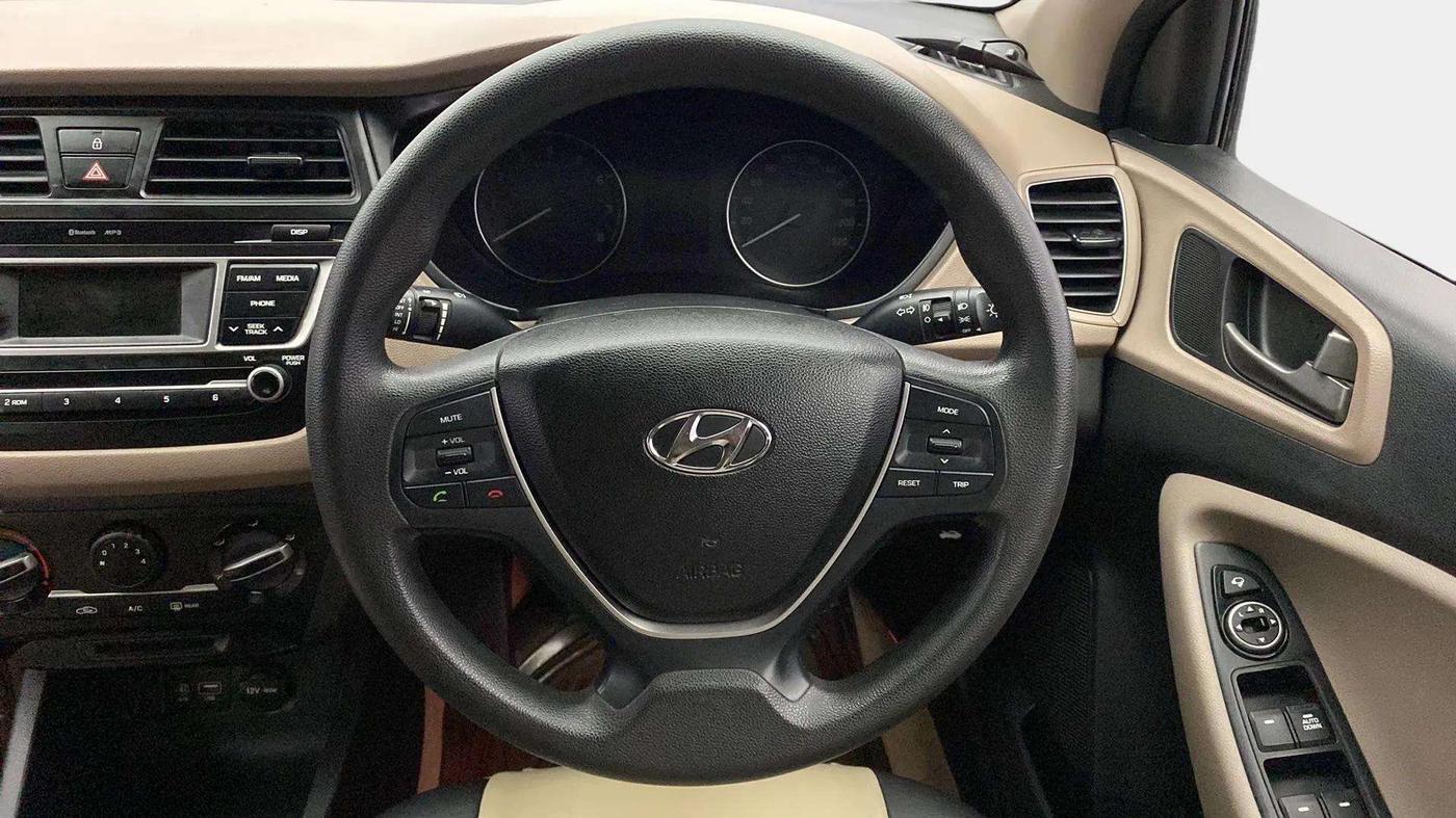 2017 Hyundai Elite i20 SPORTZ 1.2, Petrol, Manual, 46,725 km, Steering Wheel Close Up