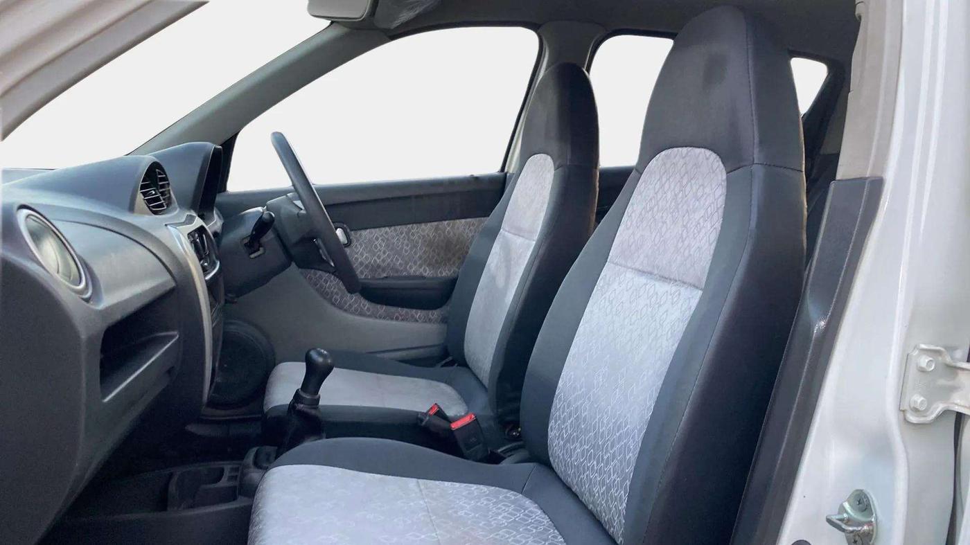 2019 Maruti Alto 800 LXI, Petrol, Manual, 27,921 km, Right Side Front Door Cabin