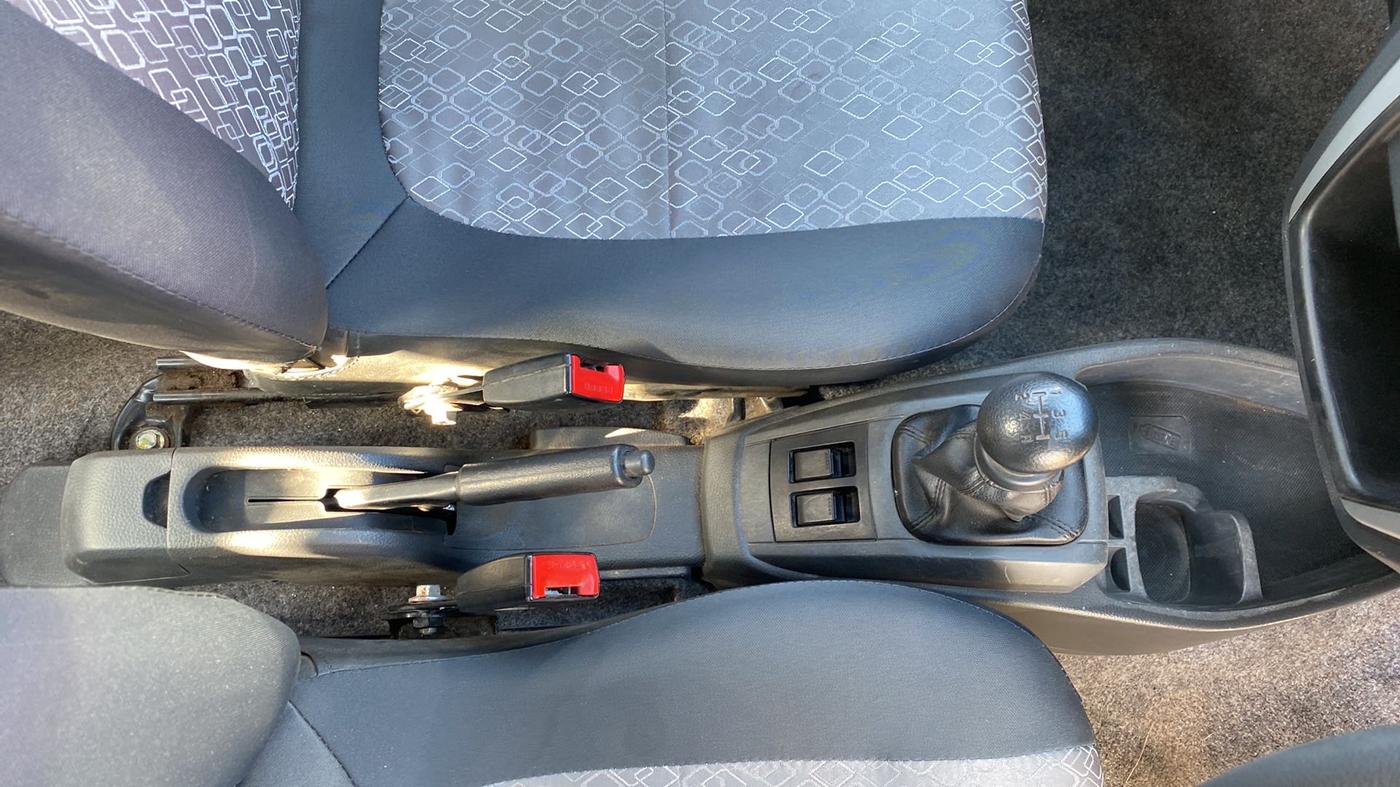2019 Maruti Alto 800 LXI, Petrol, Manual, 27,921 km, Gear Lever
