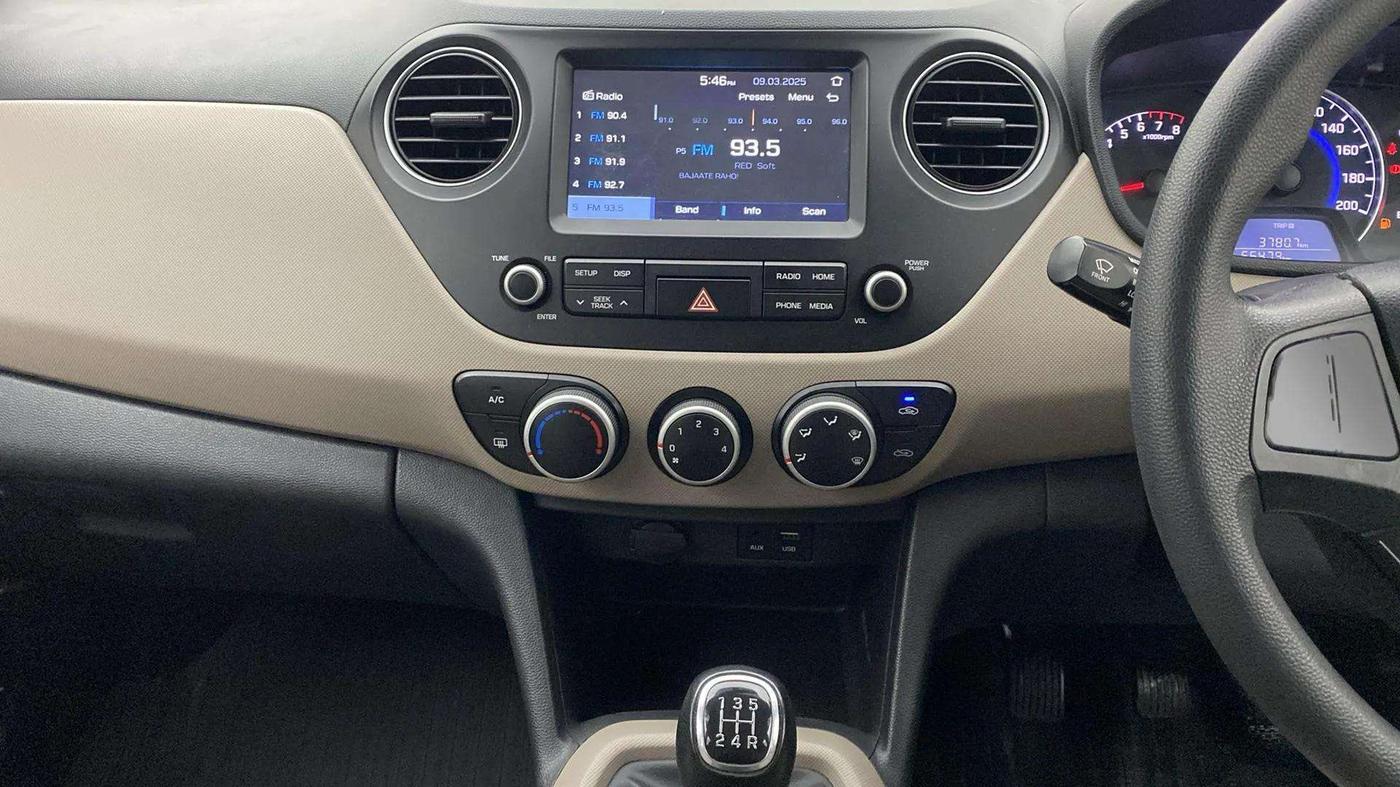 2017 Hyundai Grand i10 SPORTZ (O) 1.2 KAPPA VTVT, Petrol, Manual, 56,500 km, Air Conditioner