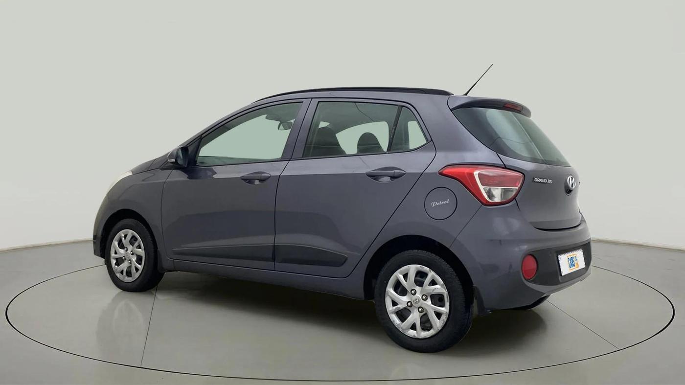 2017 Hyundai Grand i10 SPORTZ (O) 1.2 KAPPA VTVT, Petrol, Manual, 56,500 km, Left Back Diagonal