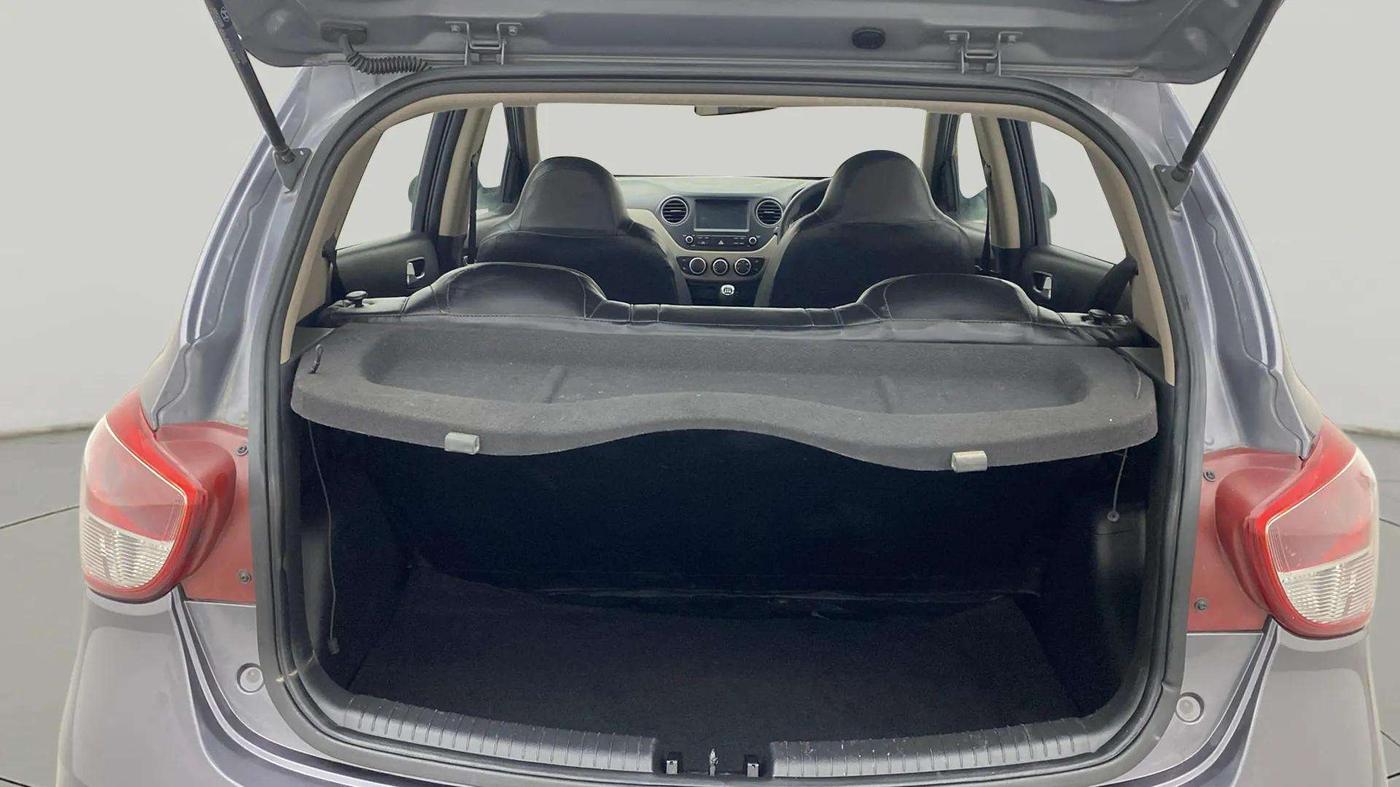 2017 Hyundai Grand i10 SPORTZ (O) 1.2 KAPPA VTVT, Petrol, Manual, 56,500 km, Boot Open Zoomed View