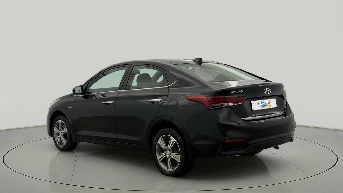 2017 Hyundai Verna 1.6 VTVT SX (O) AT, Petrol, Automatic, 79,146 km, Left Back Diagonal