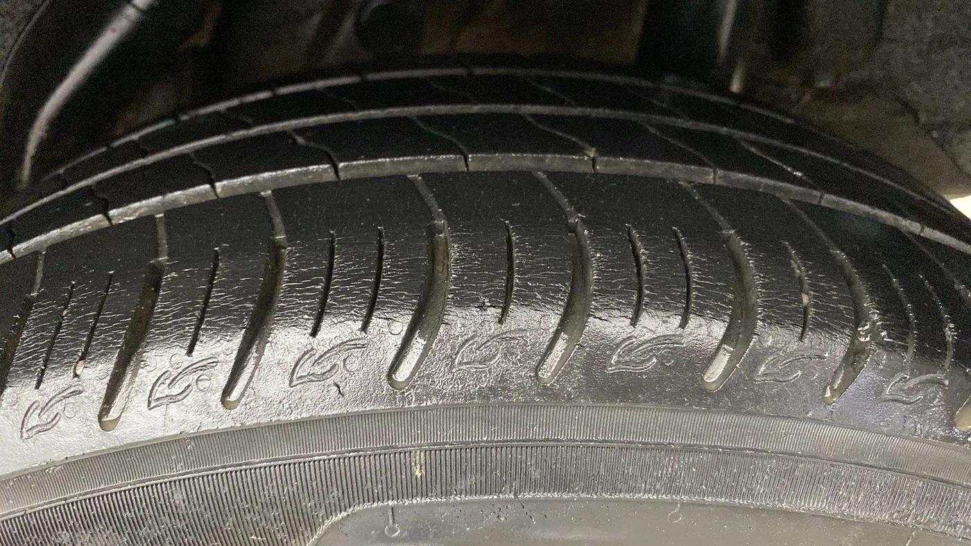 2017 Hyundai Verna 1.6 VTVT SX (O) AT, Petrol, Automatic, 79,146 km, Left Rear Tyre Tread