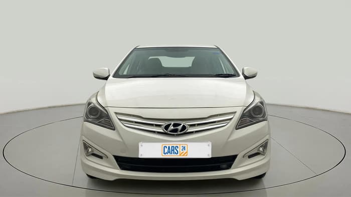 2015 Hyundai Verna FLUIDIC 4S 1.6 VTVT S(O), Petrol, Manual, 61,070 km, Front
