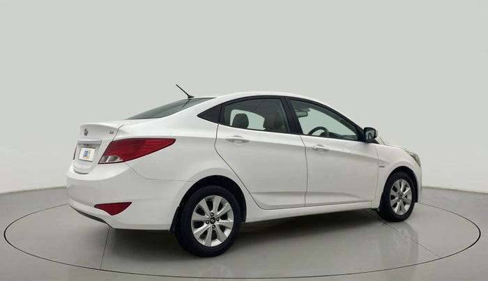 2015 Hyundai Verna FLUIDIC 4S 1.6 VTVT S(O), Petrol, Manual, 61,070 km, Right Back Diagonal