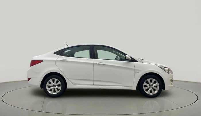 2015 Hyundai Verna FLUIDIC 4S 1.6 VTVT S(O), Petrol, Manual, 61,070 km, Right Side View