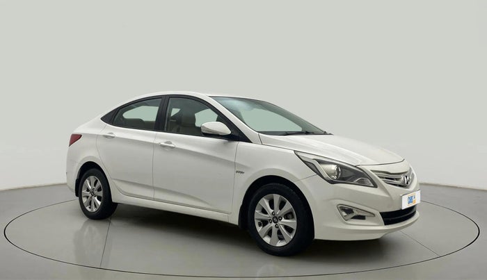 2015 Hyundai Verna FLUIDIC 4S 1.6 VTVT S(O), Petrol, Manual, 61,070 km, Right Front Diagonal